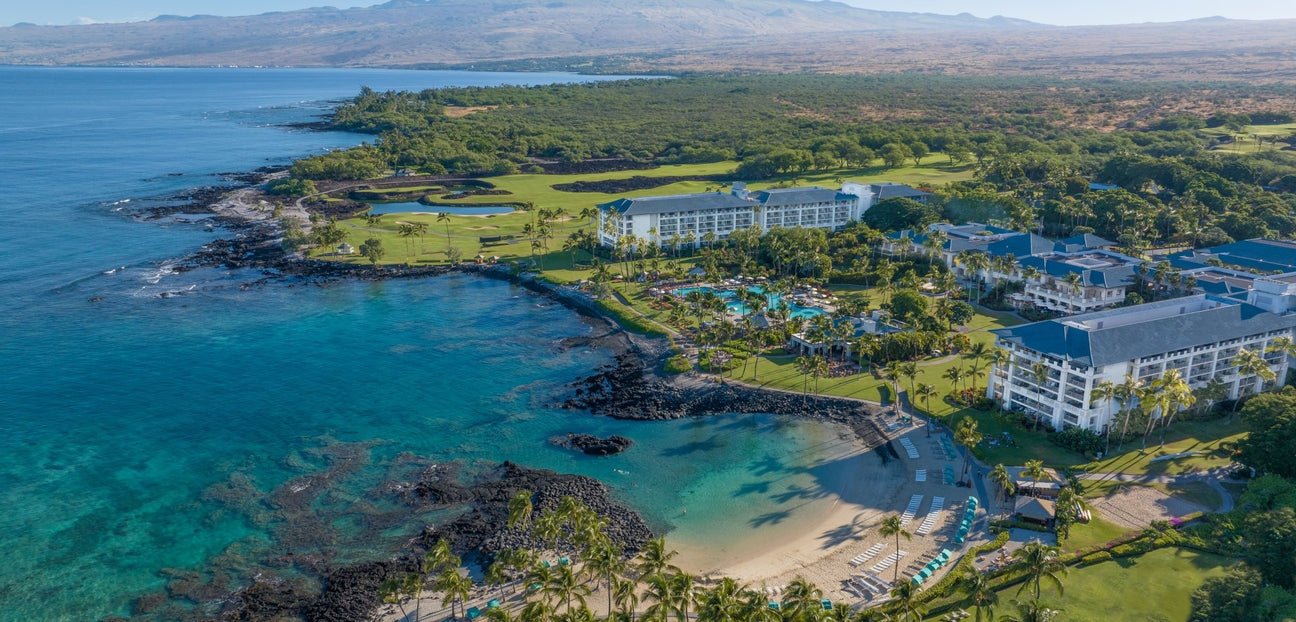 Handcrafted Artistry: IndoTeak Custom Panels at the Fairmont Orchid