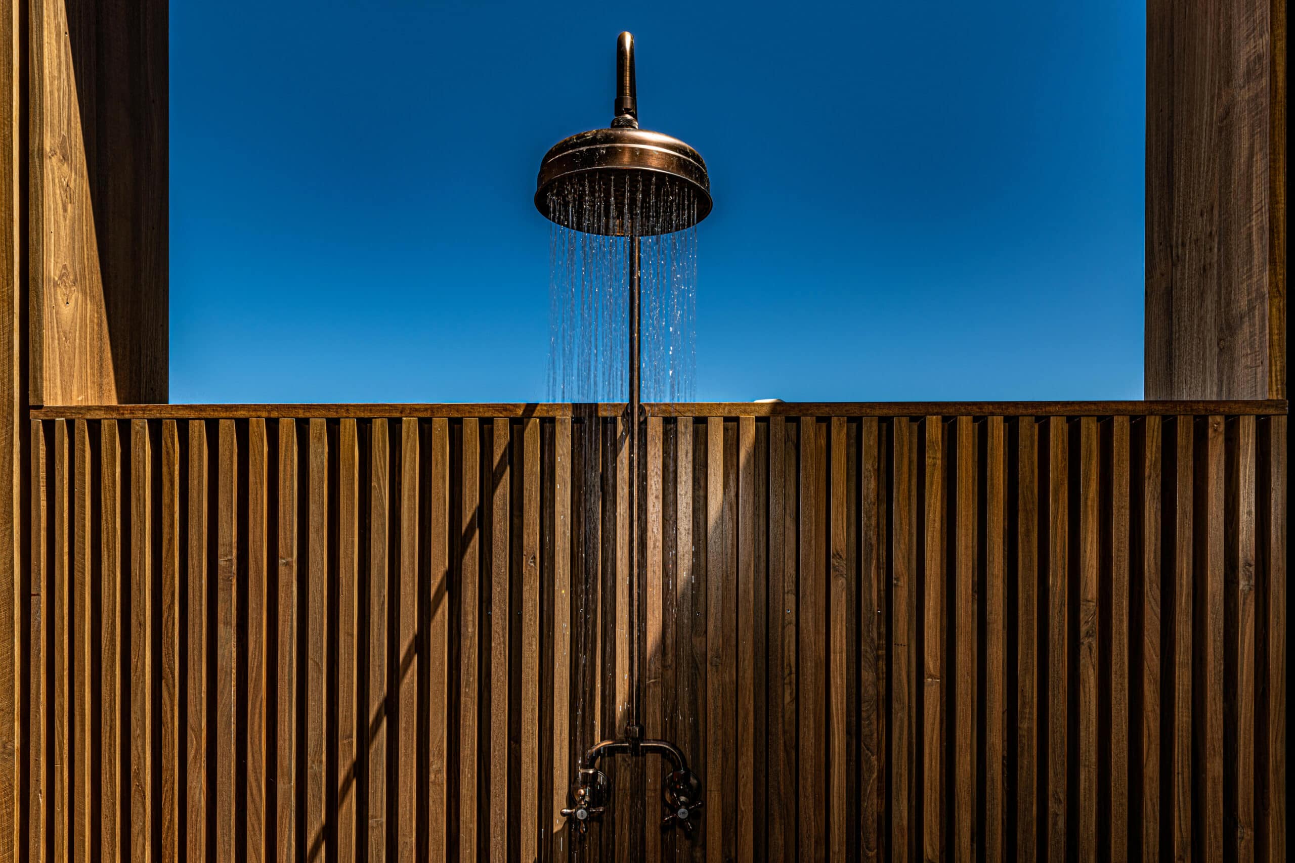 reclaimed-teak-wood-outdoor-shower-indoteak-design-la jolla