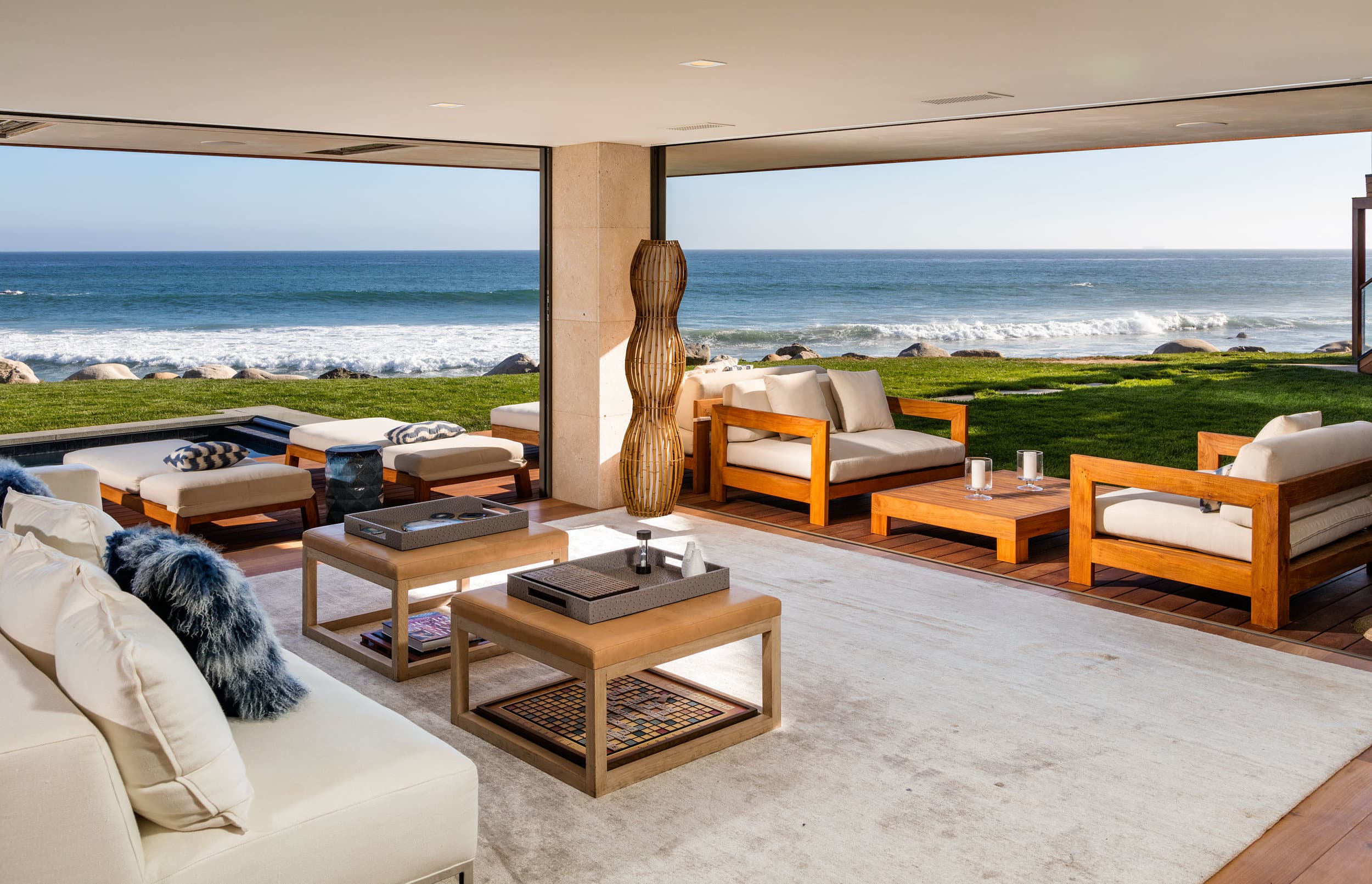 indoteak-design-custom-home-malibu-reclaimed-teak-Ocean-view